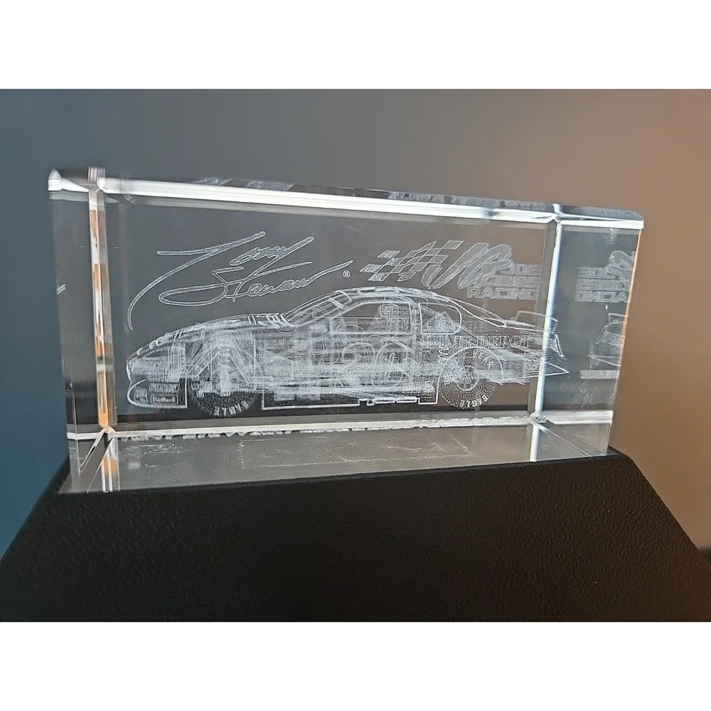 Racebricks NASCAR #20 Tony Stewart Home Depot Monte Carlo Glass & Light Base Set